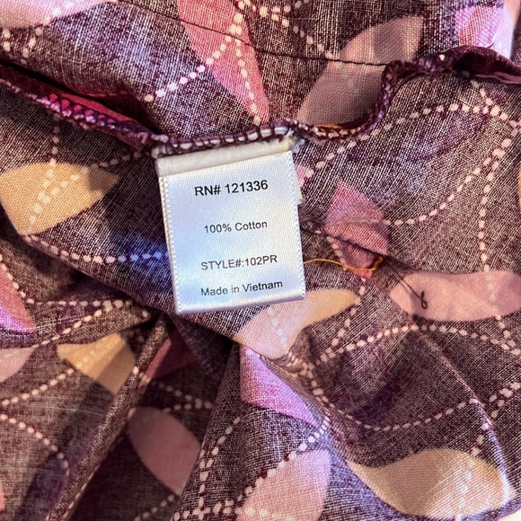 Koi Becca Women Large Pattern Short Sleeve Scrub Top Uniform Shirt Purple Orange - Picture 7 of 7